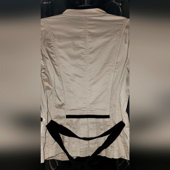 White House Black Market Cream Size 4 Blazer Jacker - Picture 8 of 9